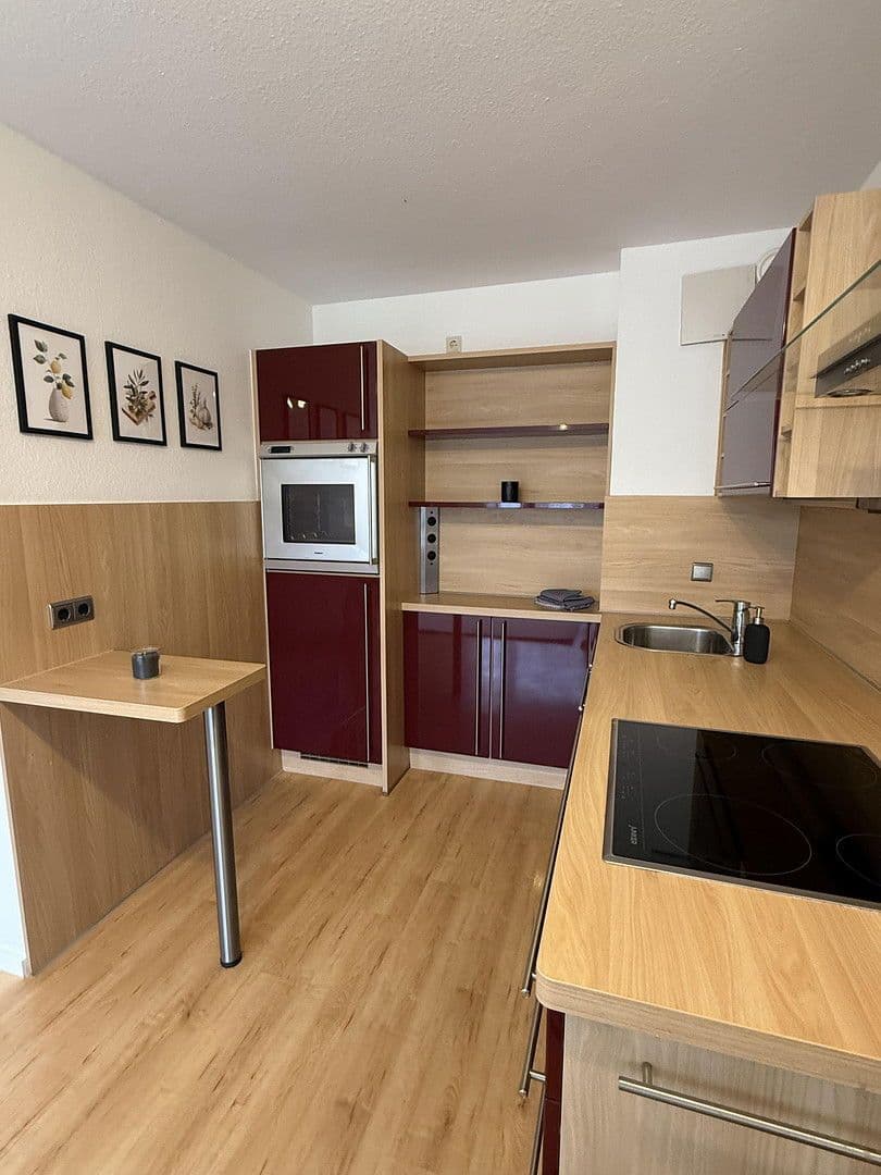 Pronájem bytu 2+1 53 m², Euskirchenerstraße 43, Bonn, Severní Porýní-Vestfálsko Pronájem bytu 2+1 53 m², Euskirchenerstraße 43, Bonn, Severní Porýní-Vestfálsko