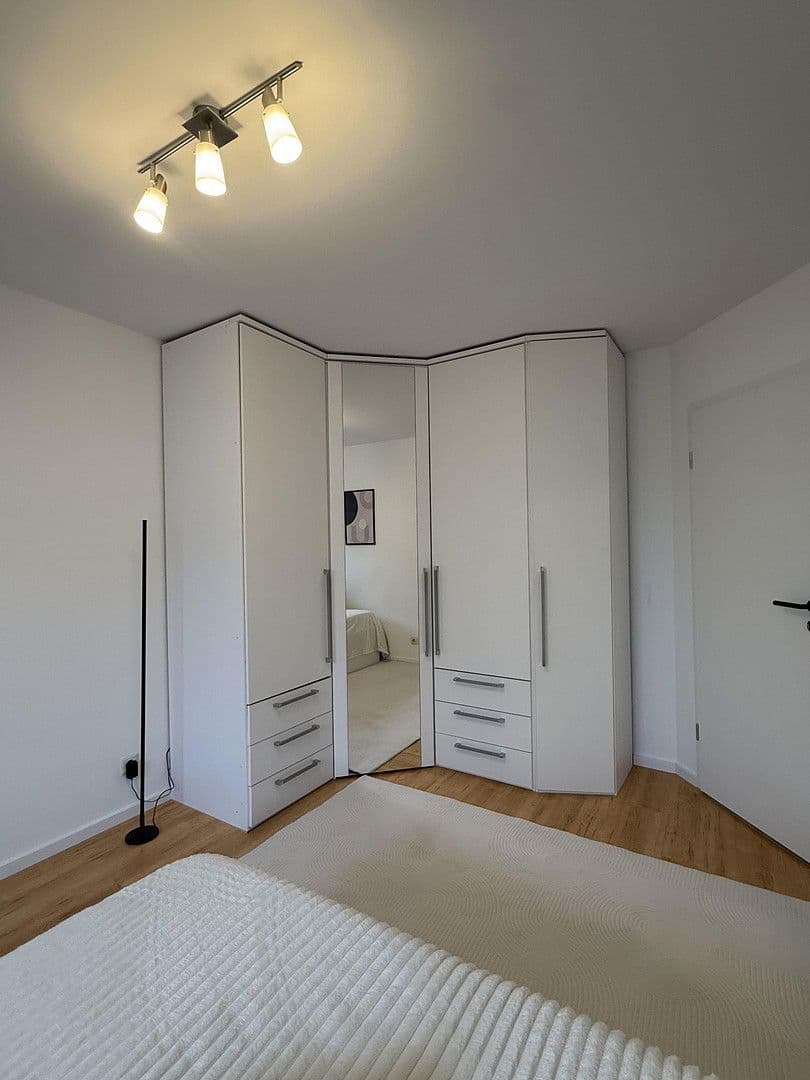 Pronájem bytu 2+1 53 m², Euskirchenerstraße 43, Bonn, Severní Porýní-Vestfálsko Pronájem bytu 2+1 53 m², Euskirchenerstraße 43, Bonn, Severní Porýní-Vestfálsko