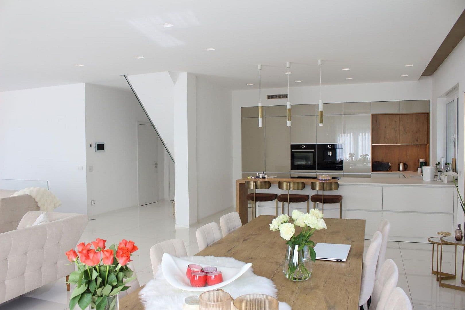 Prodej domu 277 m², pozemek 440 m², Birkenstr. 9, Obernburg am Main, Bavorsko Prodej domu 277 m², pozemek 440 m², Birkenstr. 9, Obernburg am Main, Bavorsko