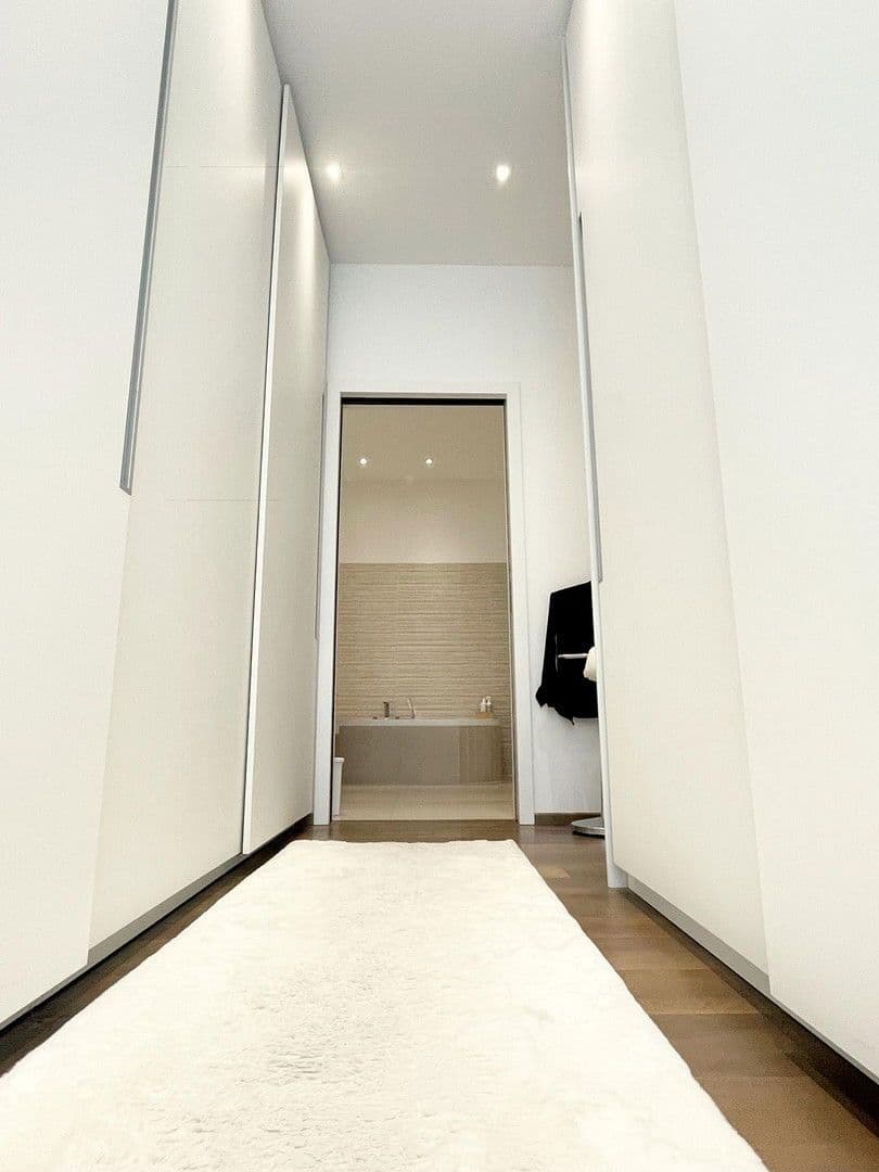 Prodej domu 277 m², pozemek 440 m², Birkenstr. 9, Obernburg am Main, Bavorsko Prodej domu 277 m², pozemek 440 m², Birkenstr. 9, Obernburg am Main, Bavorsko