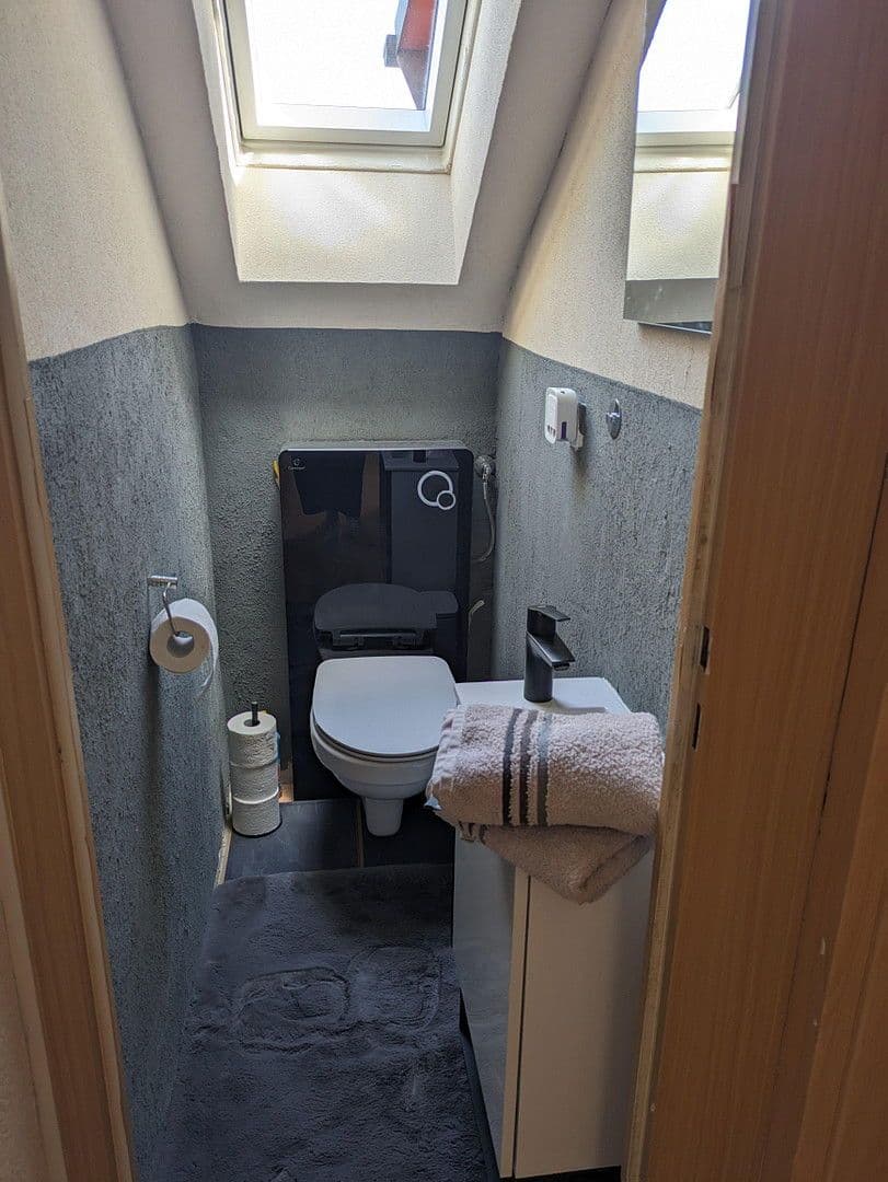 Prodej domu 152 m², pozemek 426 m², Schönaich, Bádensko-Württembersko Prodej domu 152 m², pozemek 426 m², Schönaich, Bádensko-Württembersko