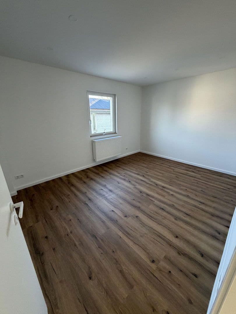 Pronájem bytu 3+kk 80 m², Nürnberger Straße 19, Heroldsberg, Bavorsko Pronájem bytu 3+kk 80 m², Nürnberger Straße 19, Heroldsberg, Bavorsko