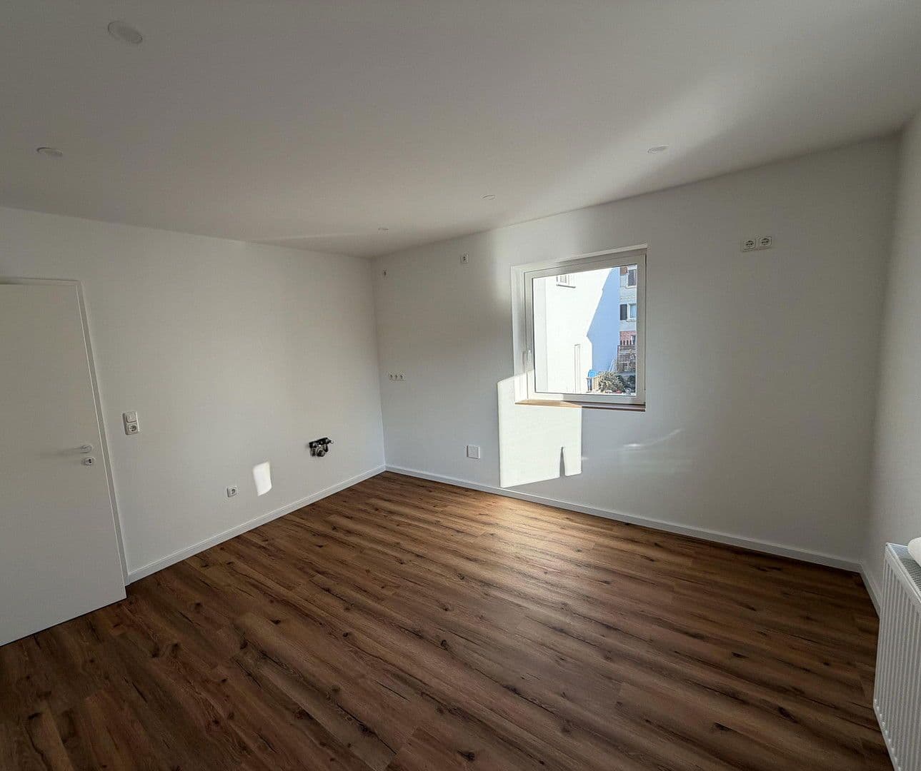 Pronájem bytu 3+kk 80 m², Nürnberger Straße 19, Heroldsberg, Bavorsko Pronájem bytu 3+kk 80 m², Nürnberger Straße 19, Heroldsberg, Bavorsko