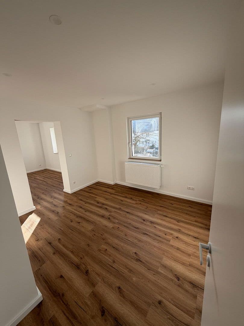 Pronájem bytu 3+kk 80 m², Nürnberger Straße 19, Heroldsberg, Bavorsko Pronájem bytu 3+kk 80 m², Nürnberger Straße 19, Heroldsberg, Bavorsko