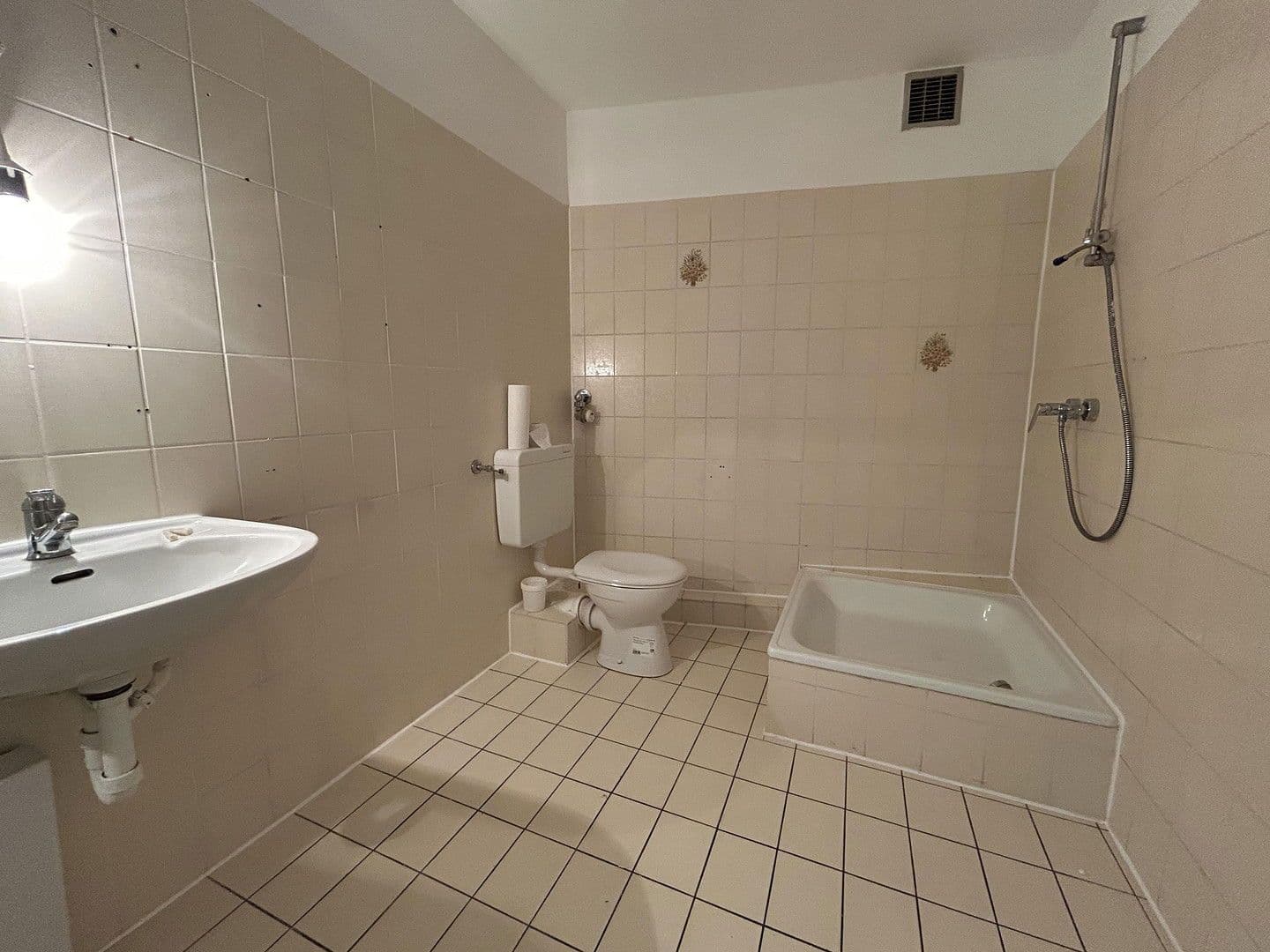 Pronájem bytu 2+kk 69 m², Holzhäuser Str. 29, Northeim, Dolní Sasko Pronájem bytu 2+kk 69 m², Holzhäuser Str. 29, Northeim, Dolní Sasko