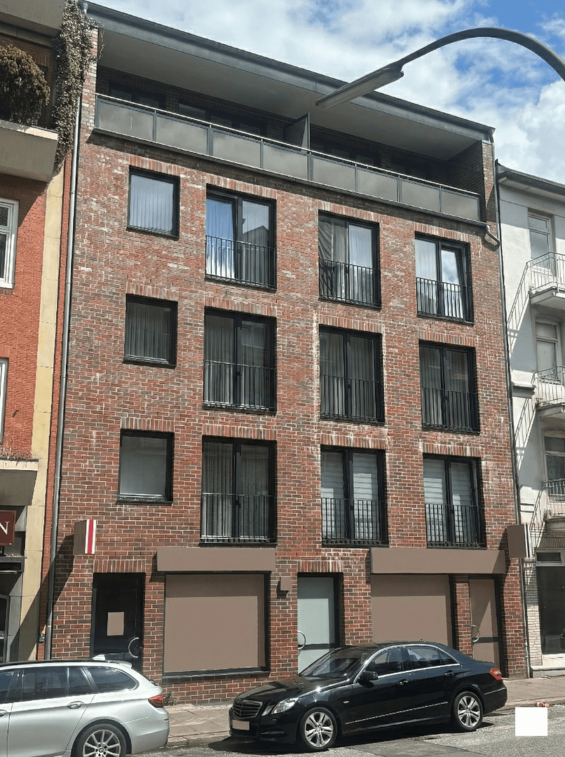 Prodej domu 615 m², pozemek 208 m², Hamburg, Hamburg Prodej domu 615 m², pozemek 208 m², Hamburg, Hamburg