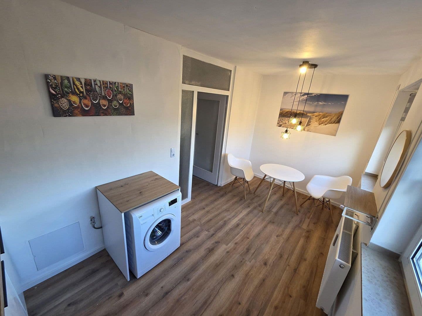 Pronájem bytu 2+1 70 m², Köln, Severní Porýní-Vestfálsko Pronájem bytu 2+1 70 m², Köln, Severní Porýní-Vestfálsko