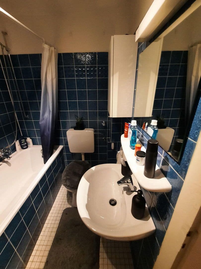 Pronájem bytu 2+kk 52 m², Holbeinstr. 4, Essen-Holsterhausen, Severní Porýní-Vestfálsko Pronájem bytu 2+kk 52 m², Holbeinstr. 4, Essen-Holsterhausen, Severní Porýní-Vestfálsko