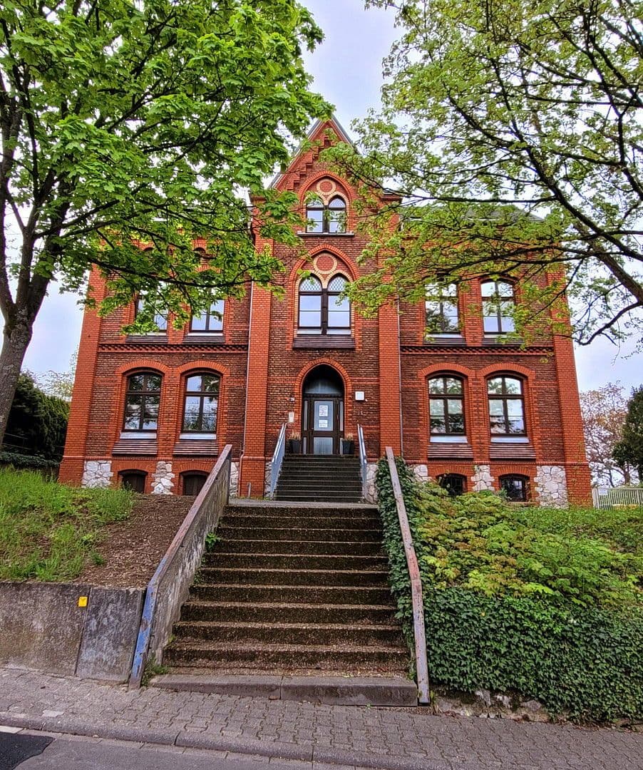 Prodej bytu 4+1 119 m², Schlossberg 20, Diez, Porýní-Falc Prodej bytu 4+1 119 m², Schlossberg 20, Diez, Porýní-Falc