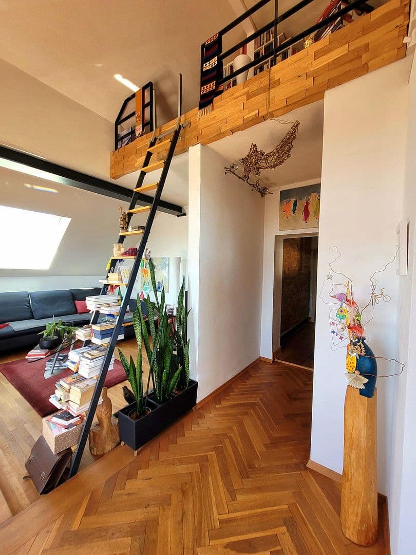 Prodej bytu 4+1 119 m², Schlossberg 20, Diez, Porýní-Falc Prodej bytu 4+1 119 m², Schlossberg 20, Diez, Porýní-Falc