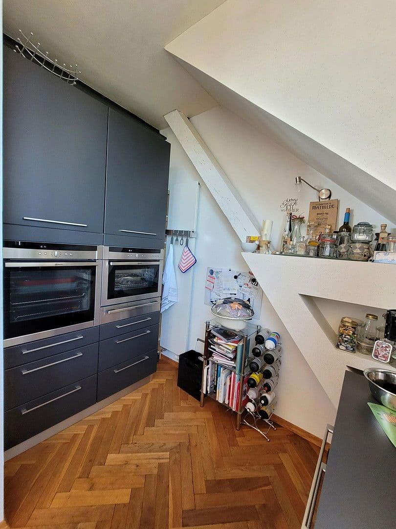 Prodej bytu 4+1 119 m², Schlossberg 20, Diez, Porýní-Falc Prodej bytu 4+1 119 m², Schlossberg 20, Diez, Porýní-Falc