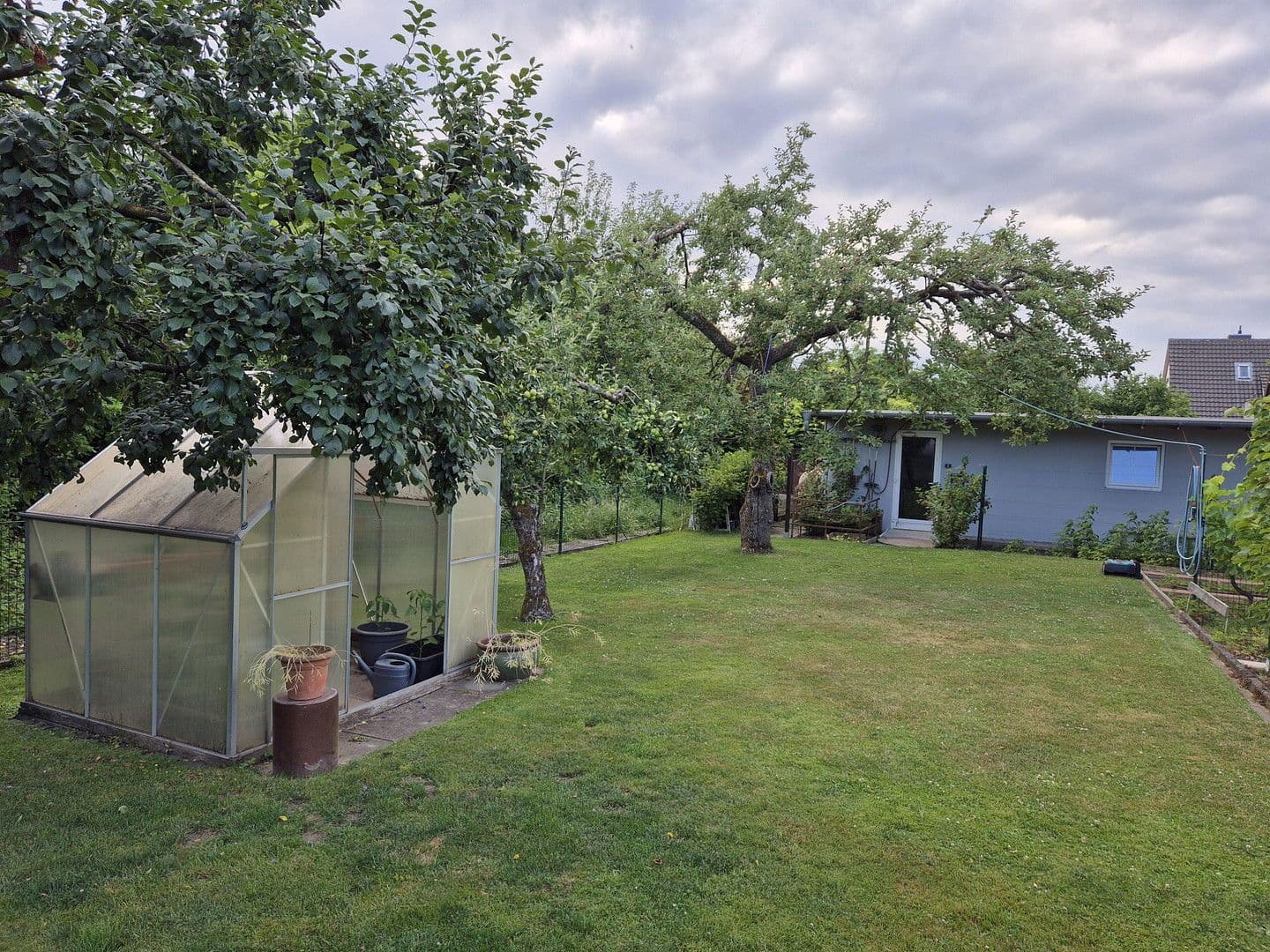 Prodej domu 150 m², pozemek 692 m², Bielefeld, Severní Porýní-Vestfálsko Prodej domu 150 m², pozemek 692 m², Bielefeld, Severní Porýní-Vestfálsko