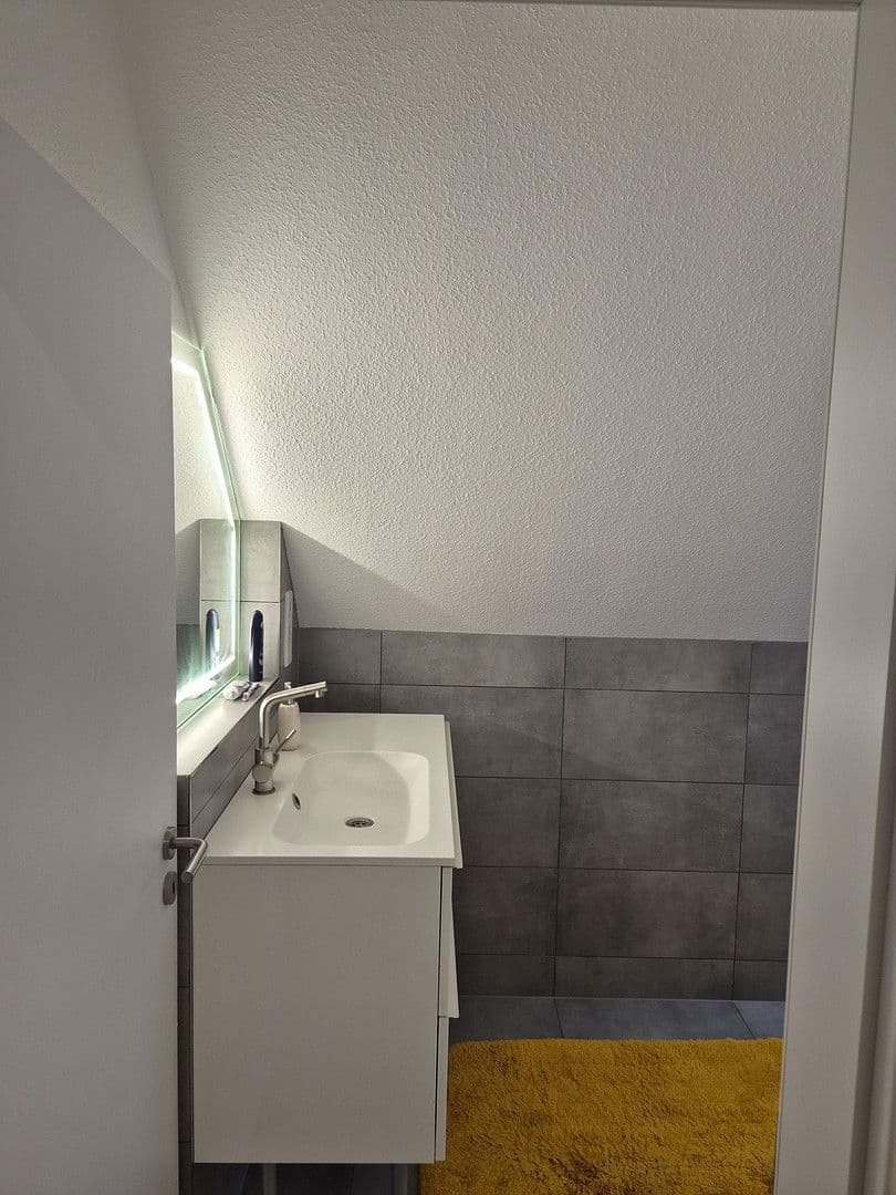 Prodej domu 150 m², pozemek 692 m², Bielefeld, Severní Porýní-Vestfálsko Prodej domu 150 m², pozemek 692 m², Bielefeld, Severní Porýní-Vestfálsko