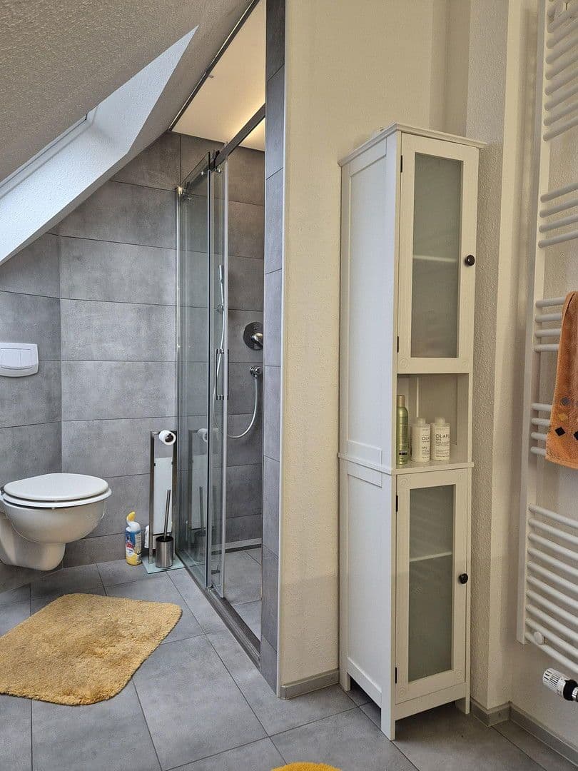 Prodej domu 150 m², pozemek 692 m², Bielefeld, Severní Porýní-Vestfálsko Prodej domu 150 m², pozemek 692 m², Bielefeld, Severní Porýní-Vestfálsko