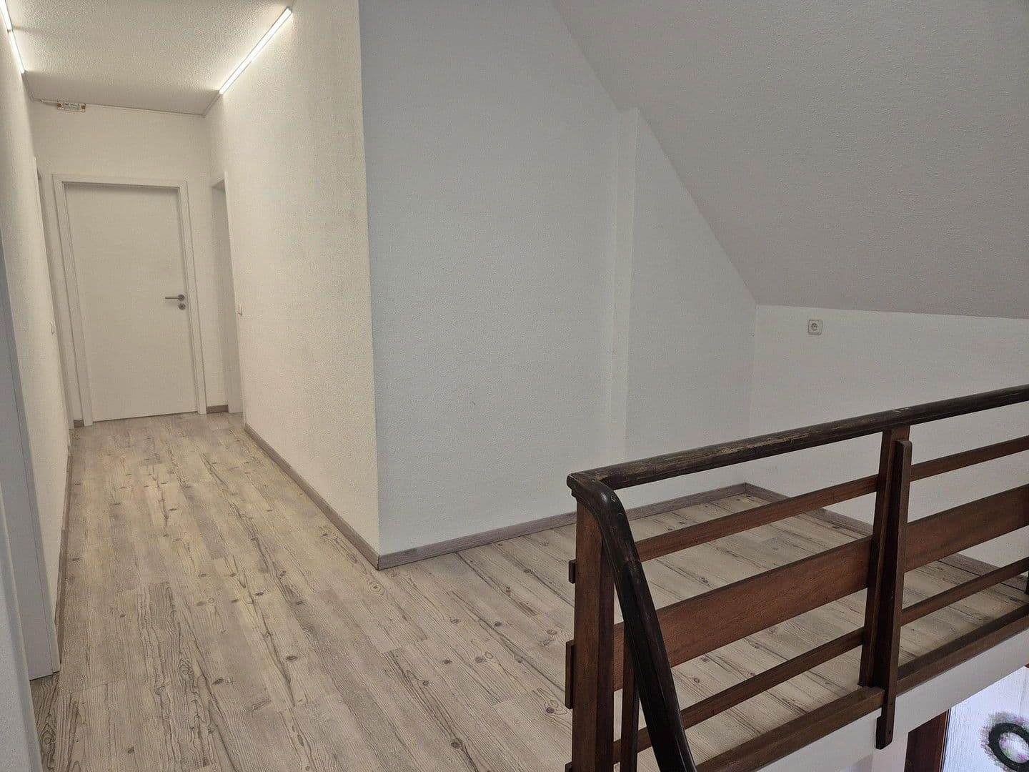 Prodej domu 150 m², pozemek 692 m², Bielefeld, Severní Porýní-Vestfálsko Prodej domu 150 m², pozemek 692 m², Bielefeld, Severní Porýní-Vestfálsko