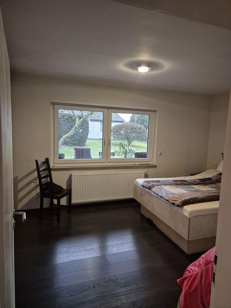 Prodej domu 150 m², pozemek 692 m², Bielefeld, Severní Porýní-Vestfálsko Prodej domu 150 m², pozemek 692 m², Bielefeld, Severní Porýní-Vestfálsko