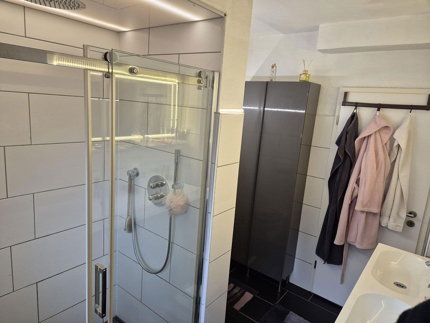 Prodej domu 150 m², pozemek 692 m², Bielefeld, Severní Porýní-Vestfálsko Prodej domu 150 m², pozemek 692 m², Bielefeld, Severní Porýní-Vestfálsko