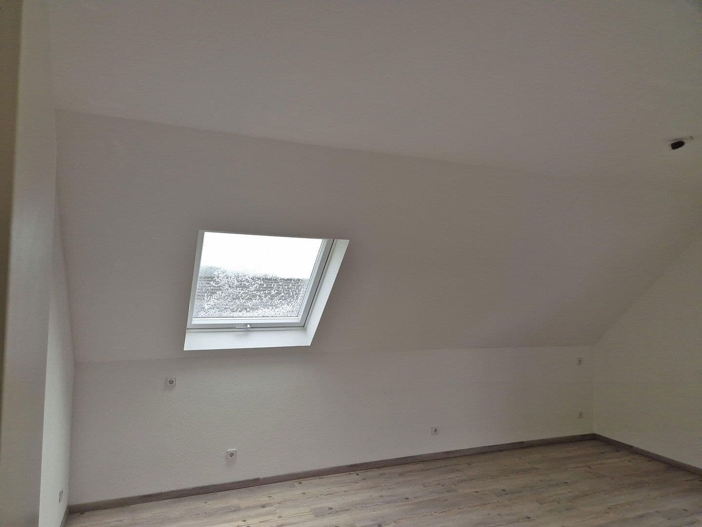 Prodej domu 150 m², pozemek 692 m², Bielefeld, Severní Porýní-Vestfálsko Prodej domu 150 m², pozemek 692 m², Bielefeld, Severní Porýní-Vestfálsko