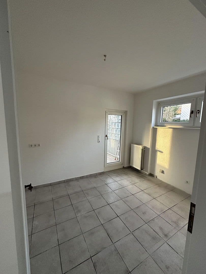 Pronájem bytu 3+1 87 m², Essen, Severní Porýní-Vestfálsko Pronájem bytu 3+1 87 m², Essen, Severní Porýní-Vestfálsko