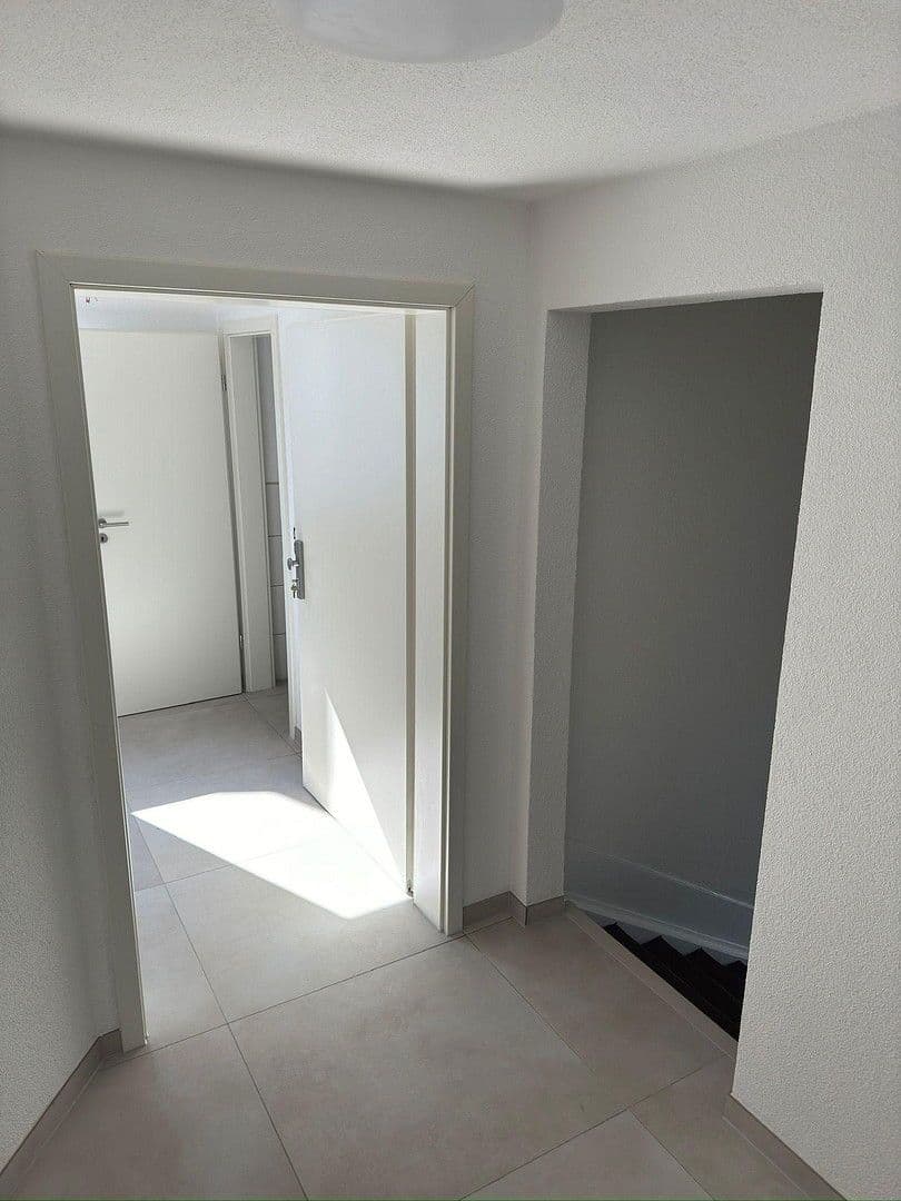 Pronájem bytu 3+1 130 m², Zeughausstr. 20, Tuttlingen, Bádensko-Württembersko Pronájem bytu 3+1 130 m², Zeughausstr. 20, Tuttlingen, Bádensko-Württembersko