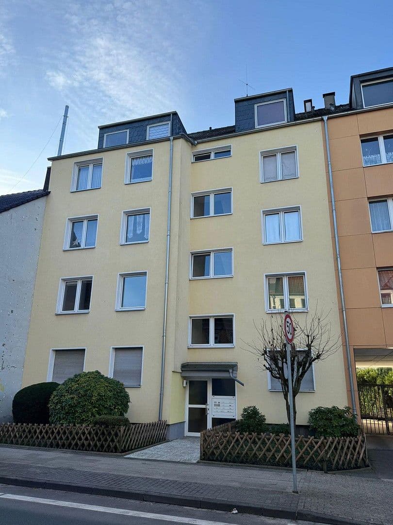 Pronájem bytu 2+kk 78 m², Heißener Straße 88, Mülheim an der Ruhr, Severní Porýní-Vestfálsko Pronájem bytu 2+kk 78 m², Heißener Straße 88, Mülheim an der Ruhr, Severní Porýní-Vestfálsko