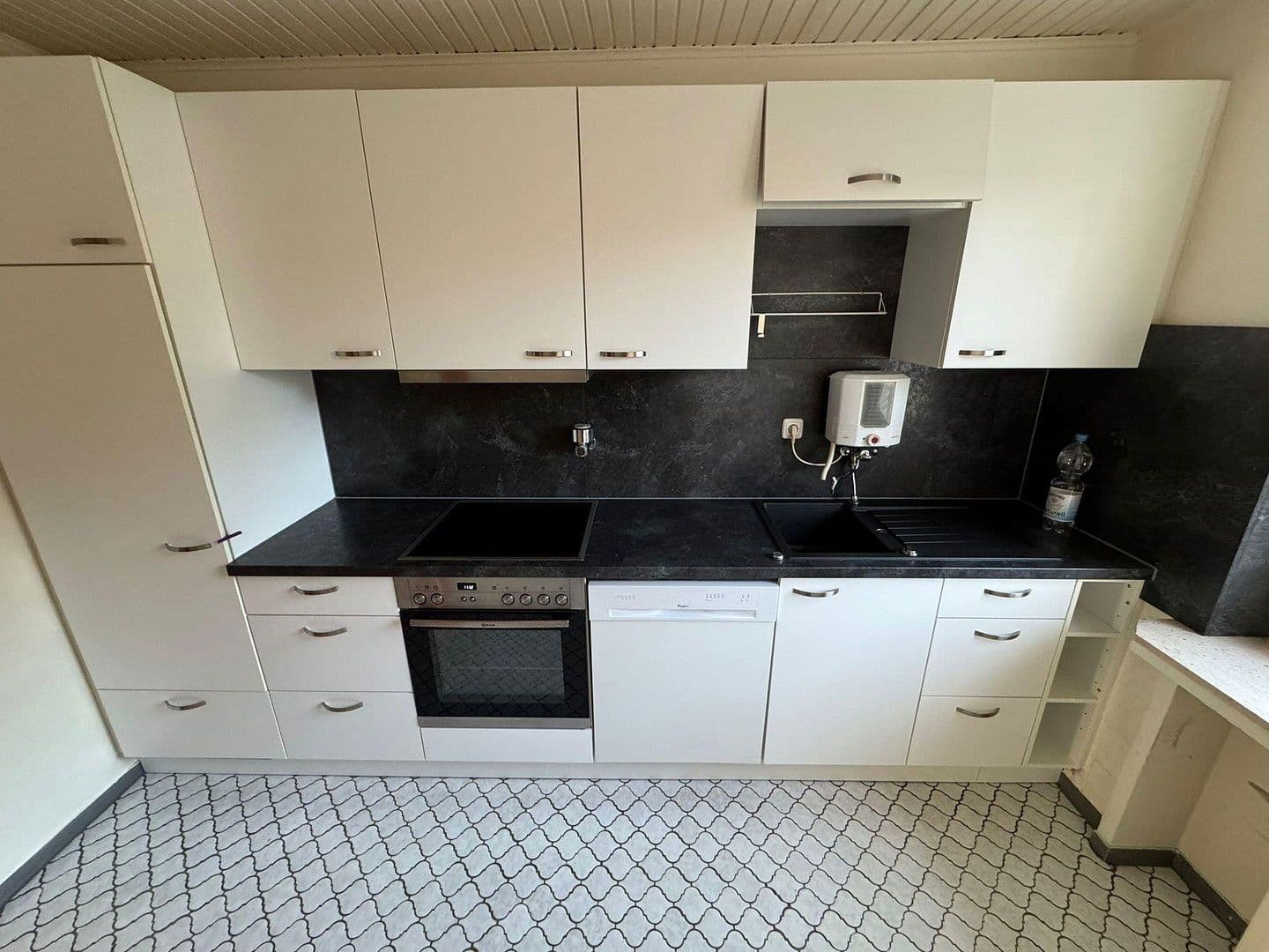 Pronájem bytu 2+kk 78 m², Heißener Straße 88, Mülheim an der Ruhr, Severní Porýní-Vestfálsko Pronájem bytu 2+kk 78 m², Heißener Straße 88, Mülheim an der Ruhr, Severní Porýní-Vestfálsko