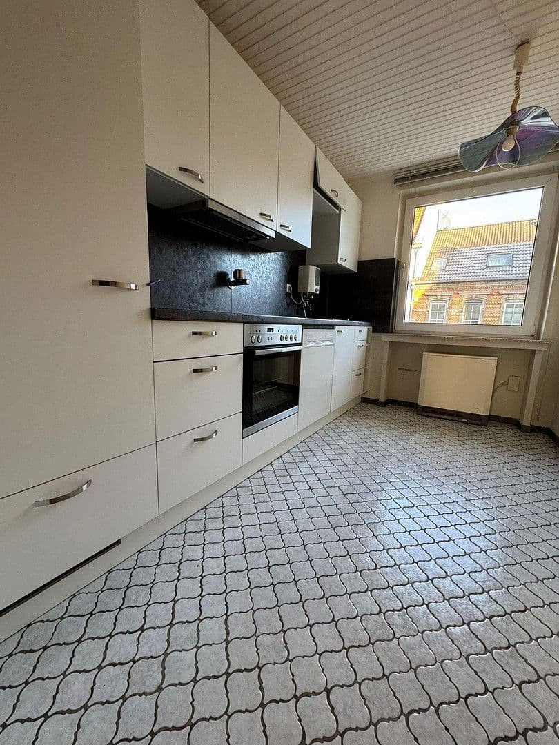 Pronájem bytu 2+kk 78 m², Heißener Straße 88, Mülheim an der Ruhr, Severní Porýní-Vestfálsko Pronájem bytu 2+kk 78 m², Heißener Straße 88, Mülheim an der Ruhr, Severní Porýní-Vestfálsko