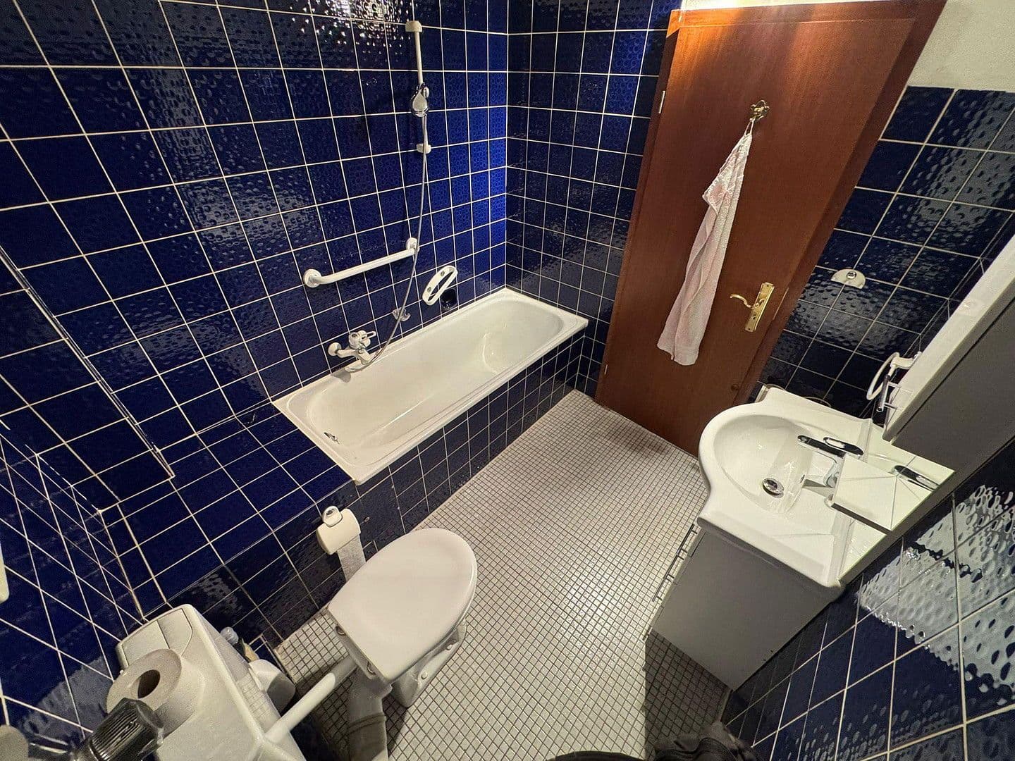 Pronájem bytu 2+kk 78 m², Heißener Straße 88, Mülheim an der Ruhr, Severní Porýní-Vestfálsko Pronájem bytu 2+kk 78 m², Heißener Straße 88, Mülheim an der Ruhr, Severní Porýní-Vestfálsko