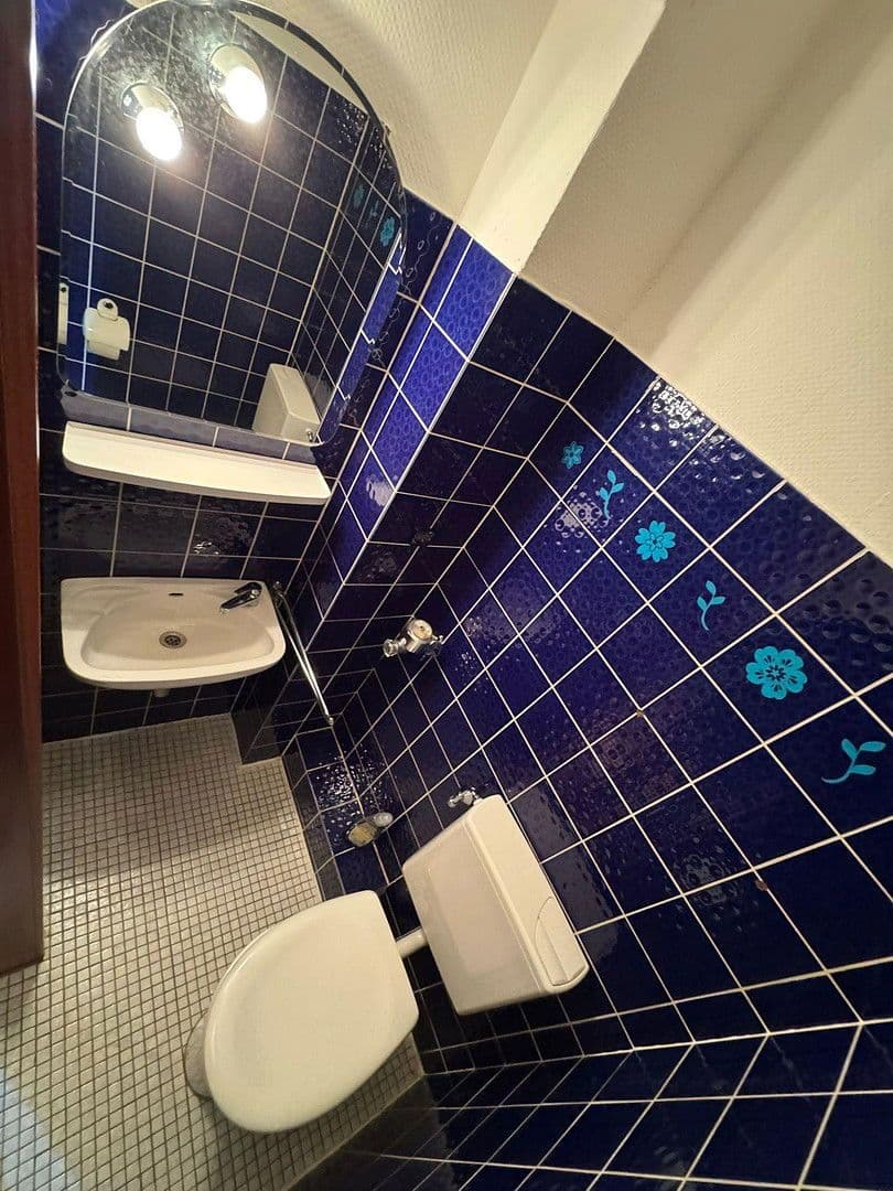 Pronájem bytu 2+kk 78 m², Heißener Straße 88, Mülheim an der Ruhr, Severní Porýní-Vestfálsko Pronájem bytu 2+kk 78 m², Heißener Straße 88, Mülheim an der Ruhr, Severní Porýní-Vestfálsko