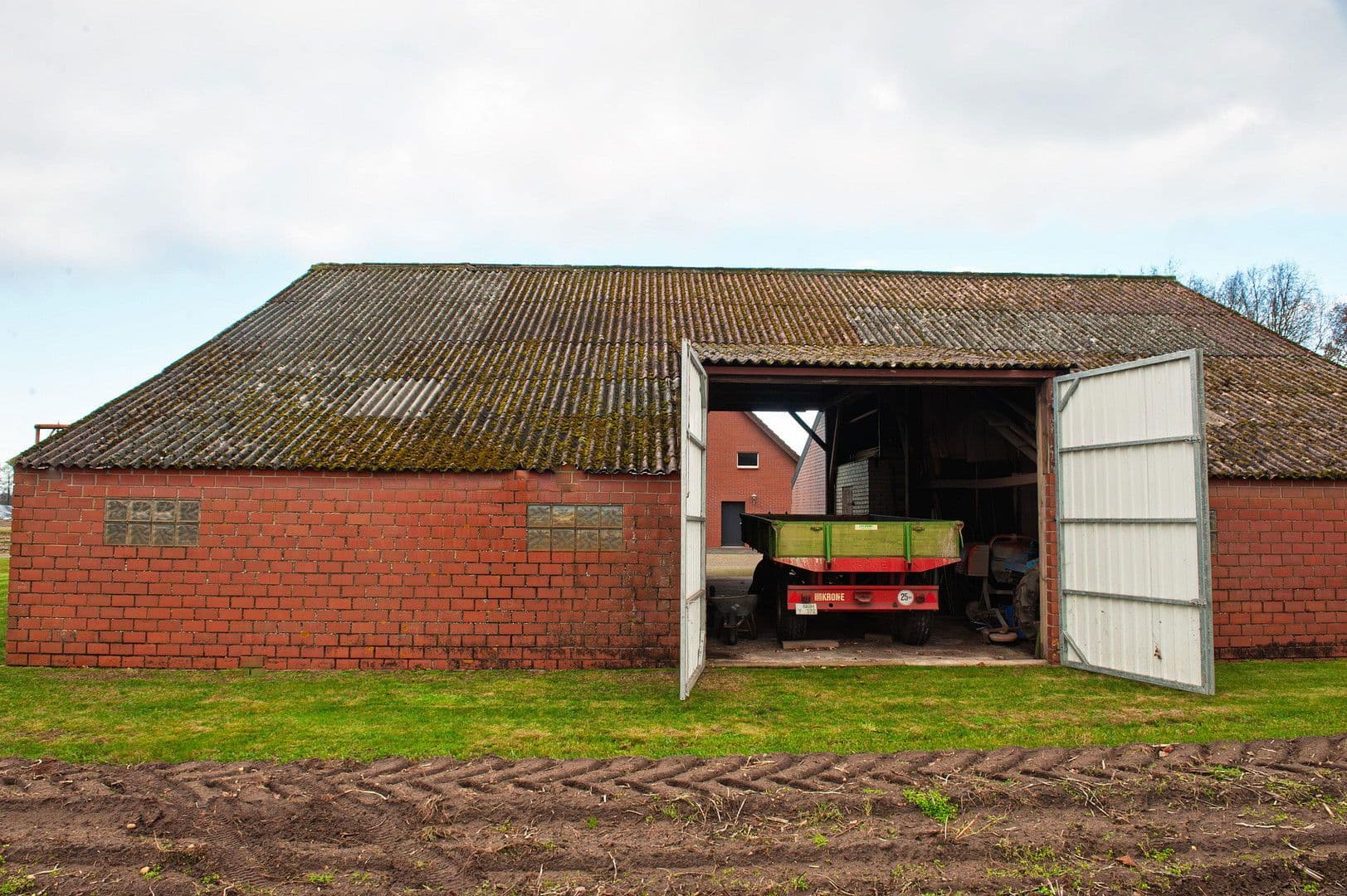 Prodej pozemku 105.102 m², Emlichheim, Dolní Sasko Prodej pozemku 105.102 m², Emlichheim, Dolní Sasko