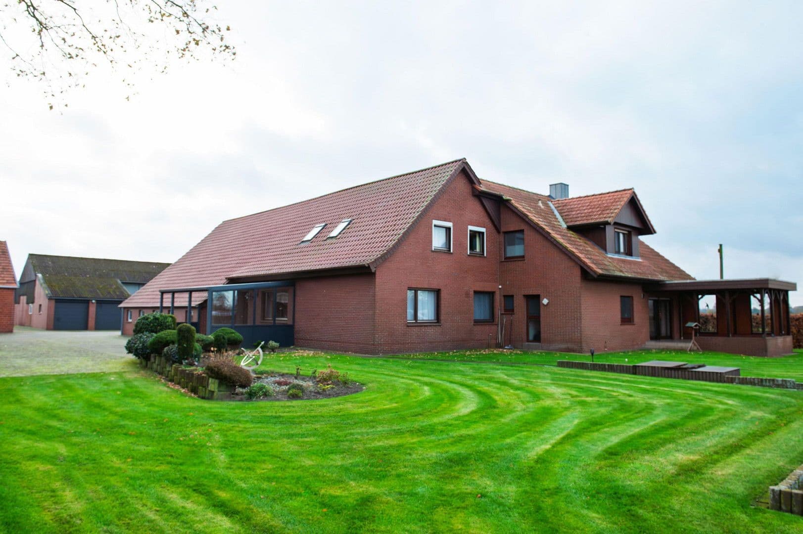 Prodej pozemku 105.102 m², Emlichheim, Dolní Sasko Prodej pozemku 105.102 m², Emlichheim, Dolní Sasko