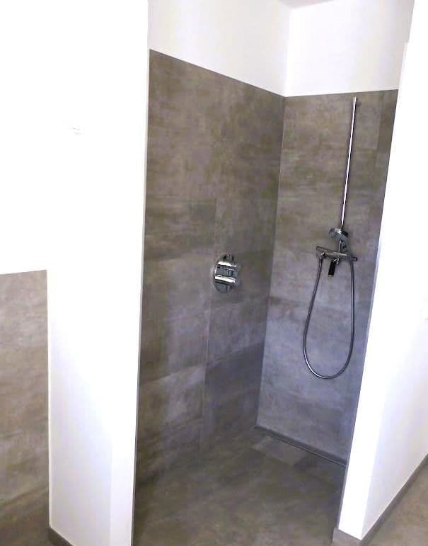 Pronájem bytu 4+1 154 m², Siegbergstr. 73, Siegen, Severní Porýní-Vestfálsko Pronájem bytu 4+1 154 m², Siegbergstr. 73, Siegen, Severní Porýní-Vestfálsko