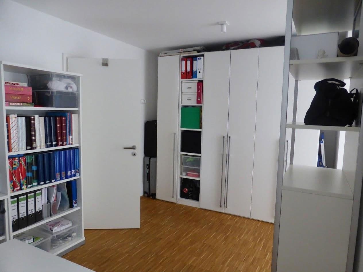 Pronájem bytu 4+1 154 m², Siegbergstr. 73, Siegen, Severní Porýní-Vestfálsko Pronájem bytu 4+1 154 m², Siegbergstr. 73, Siegen, Severní Porýní-Vestfálsko