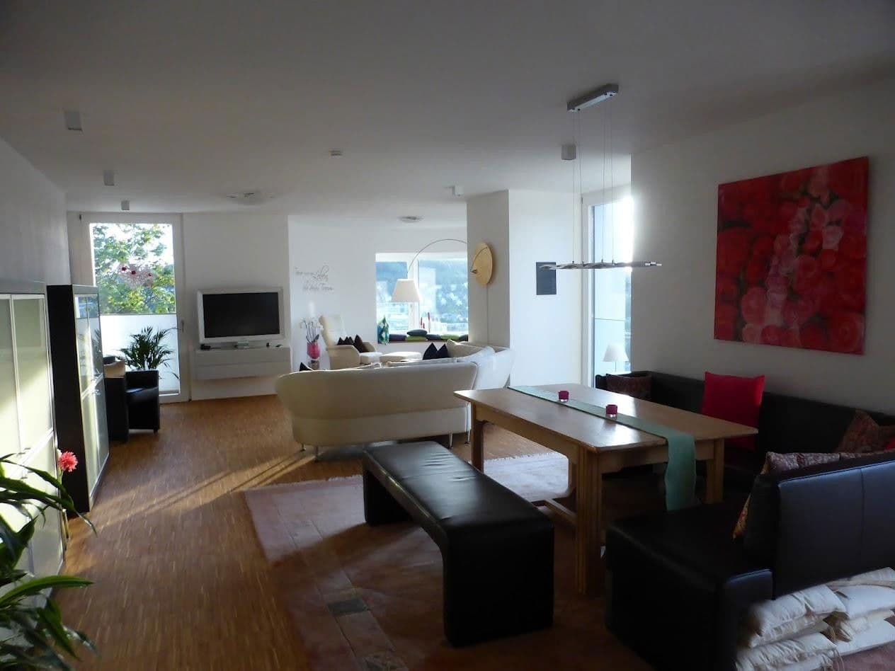 Pronájem bytu 4+1 154 m², Siegbergstr. 73, Siegen, Severní Porýní-Vestfálsko Pronájem bytu 4+1 154 m², Siegbergstr. 73, Siegen, Severní Porýní-Vestfálsko