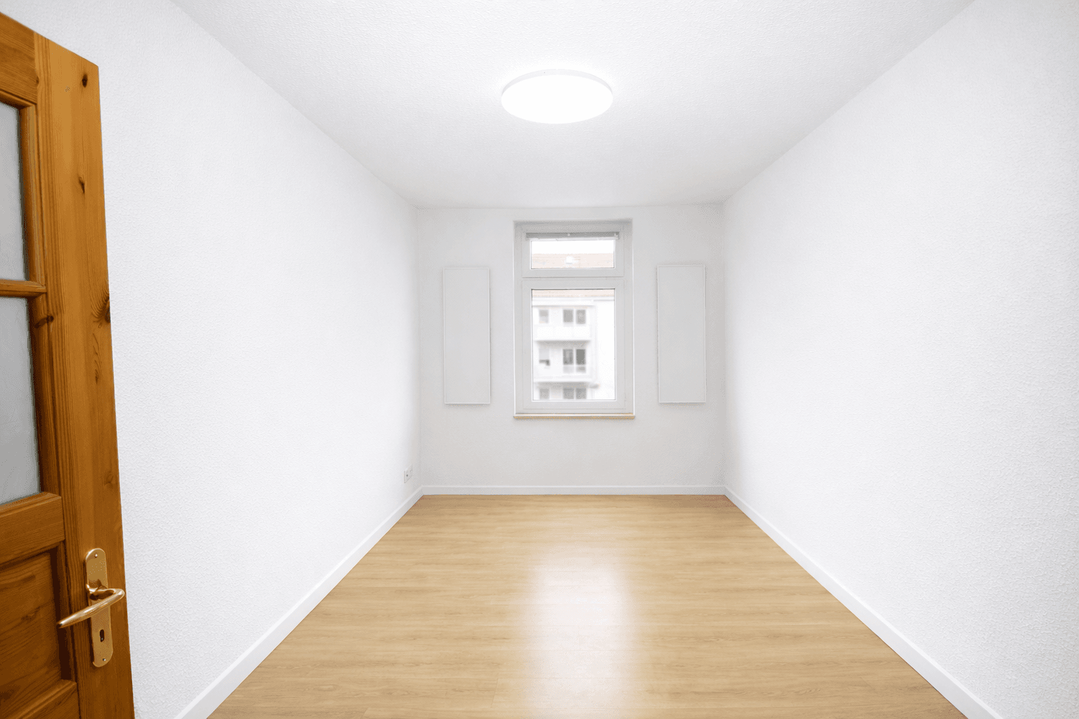 Pronájem bytu 4+1 86 m², Bismarckstr. 15, Delitzsch, Sasko Pronájem bytu 4+1 86 m², Bismarckstr. 15, Delitzsch, Sasko