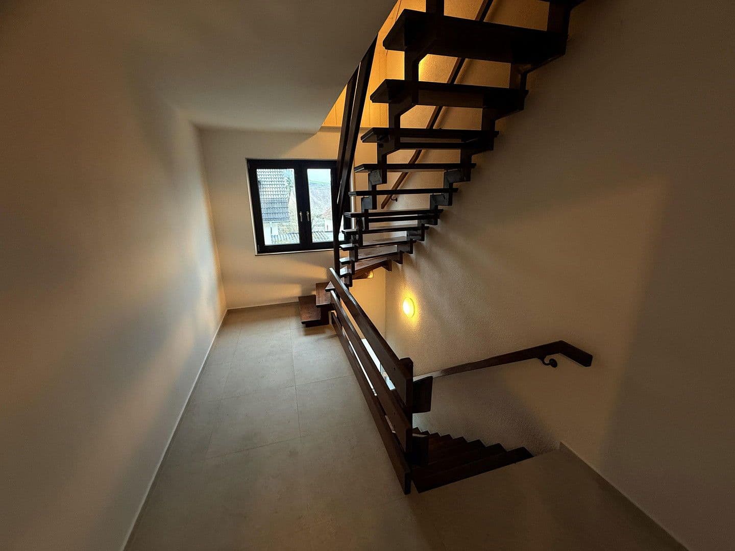 Pronájem bytu 3+kk 118 m², Staudernheim, Porýní-Falc Pronájem bytu 3+kk 118 m², Staudernheim, Porýní-Falc