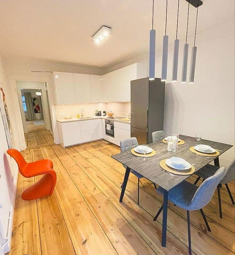 Pronájem bytu 2+1 77 m², Berlin, Berlín Pronájem bytu 2+1 77 m², Berlin, Berlín