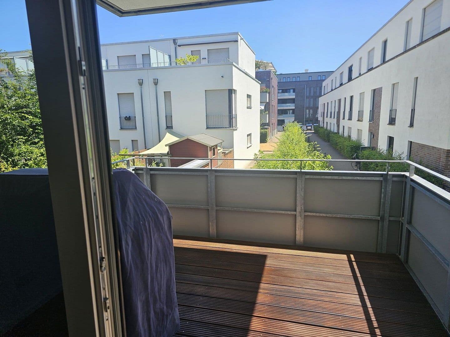 Pronájem bytu 2+1 51 m², Köln, Severní Porýní-Vestfálsko Pronájem bytu 2+1 51 m², Köln, Severní Porýní-Vestfálsko