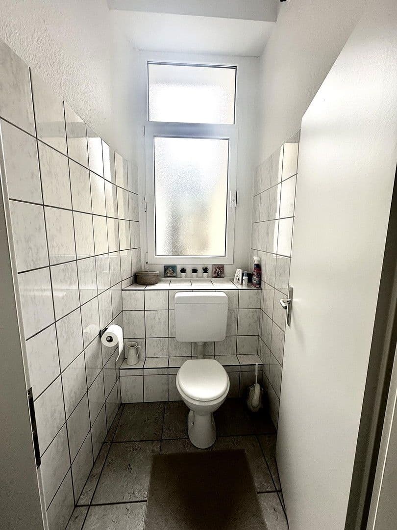 Pronájem kanceláře 70 m², Wuppertal, Severní Porýní-Vestfálsko Pronájem kanceláře 70 m², Wuppertal, Severní Porýní-Vestfálsko