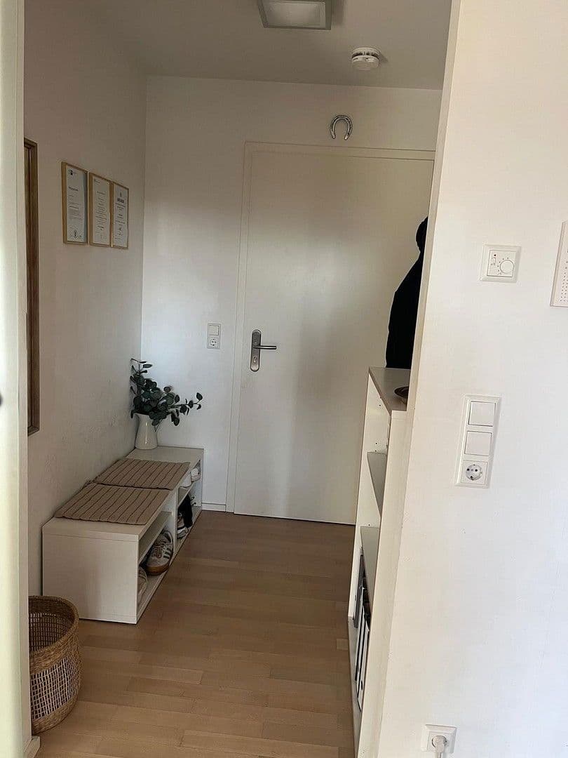 Pronájem bytu 2+1 60 m², Schwäbisch Hall, Bádensko-Württembersko Pronájem bytu 2+1 60 m², Schwäbisch Hall, Bádensko-Württembersko