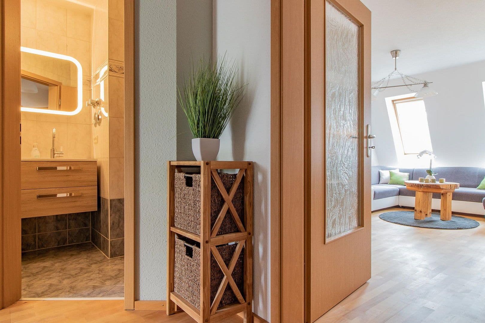 Pronájem bytu 2+1 50 m², Leipziger Straße 61, Cvikov, Sasko Pronájem bytu 2+1 50 m², Leipziger Straße 61, Cvikov, Sasko