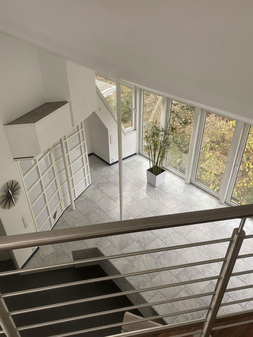 Pronájem bytu 3+kk 111 m², Gronaustraße 35, Wuppertal, Severní Porýní-Vestfálsko Pronájem bytu 3+kk 111 m², Gronaustraße 35, Wuppertal, Severní Porýní-Vestfálsko