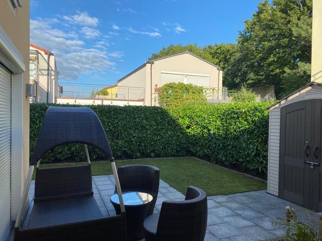 Prodej domu 130 m², pozemek 237 m², Neufahrn, Bavorsko Prodej domu 130 m², pozemek 237 m², Neufahrn, Bavorsko