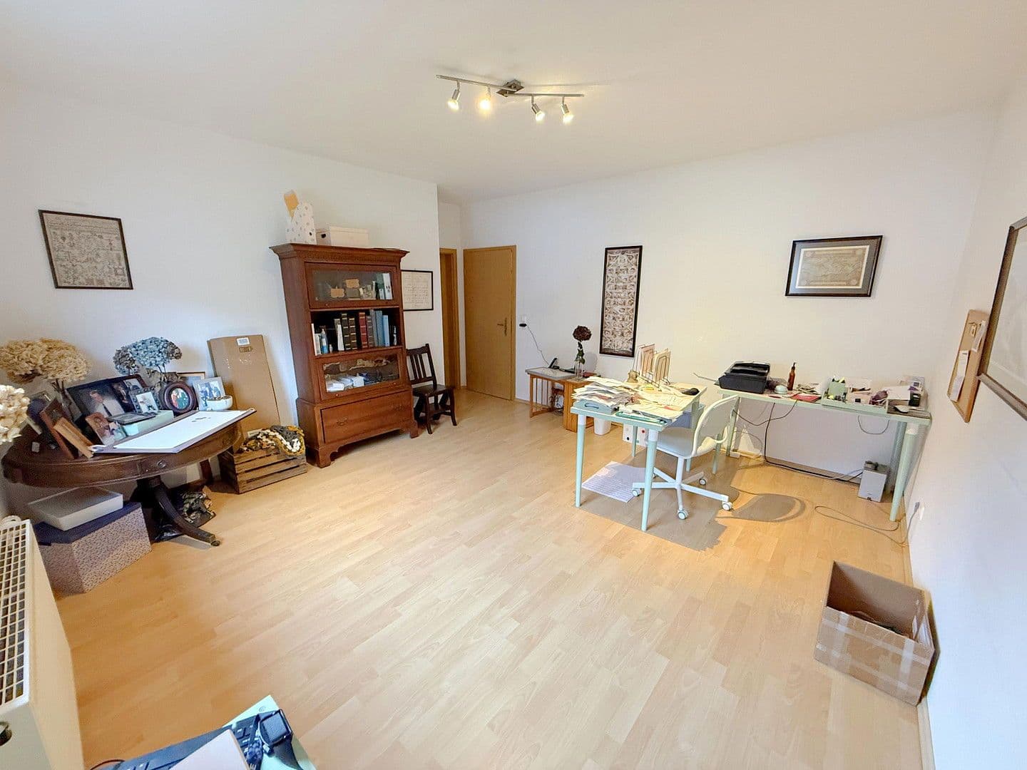 Prodej domu 259 m², pozemek 809 m², Ilsbachstraße 11, Hettenhausen, Porýní-Falc Prodej domu 259 m², pozemek 809 m², Ilsbachstraße 11, Hettenhausen, Porýní-Falc