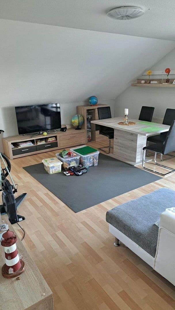 Prodej bytu 2+1 50 m², Teichstr. 27, Teutschenthal, Sasko-Anhaltsko Prodej bytu 2+1 50 m², Teichstr. 27, Teutschenthal, Sasko-Anhaltsko