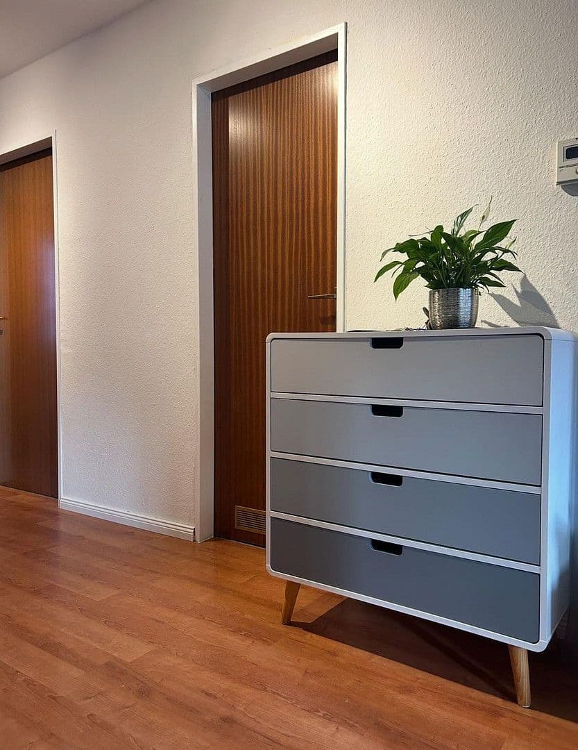 Pronájem bytu 2+1 64 m², Königswinter, Severní Porýní-Vestfálsko Pronájem bytu 2+1 64 m², Königswinter, Severní Porýní-Vestfálsko