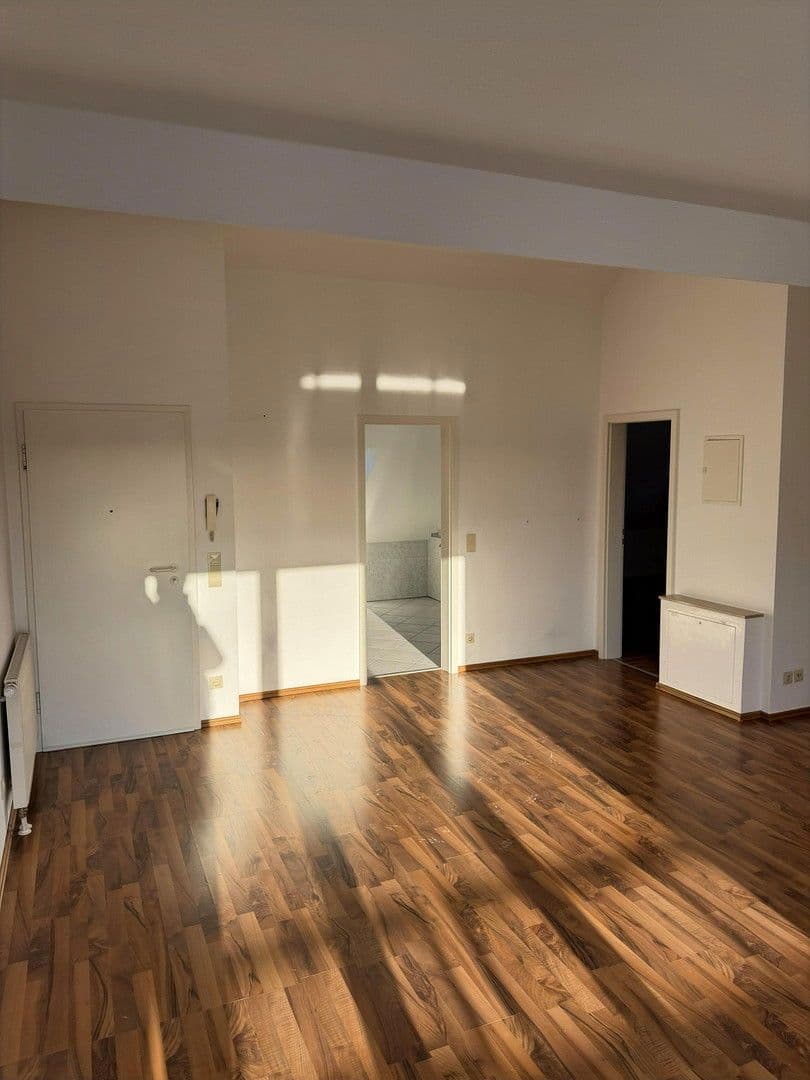 Pronájem bytu 2+1 59 m², Rodenbach, Hessen Pronájem bytu 2+1 59 m², Rodenbach, Hessen