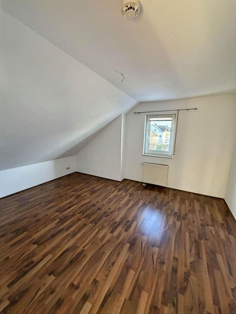 Pronájem bytu 2+1 59 m², Rodenbach, Hessen Pronájem bytu 2+1 59 m², Rodenbach, Hessen