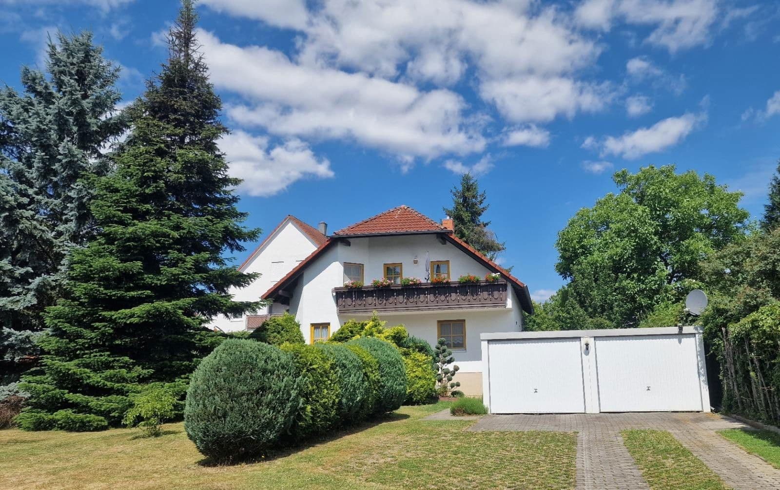 Prodej domu 128 m², pozemek 823 m², Radeberg, Sasko Prodej domu 128 m², pozemek 823 m², Radeberg, Sasko