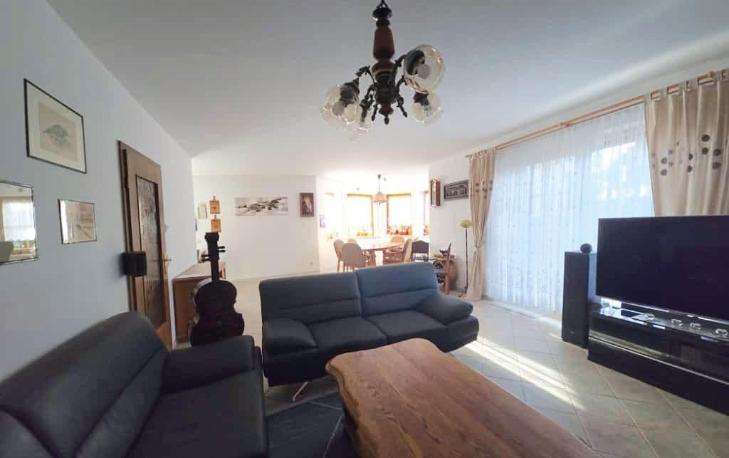 Prodej domu 128 m², pozemek 823 m², Radeberg, Sasko Prodej domu 128 m², pozemek 823 m², Radeberg, Sasko